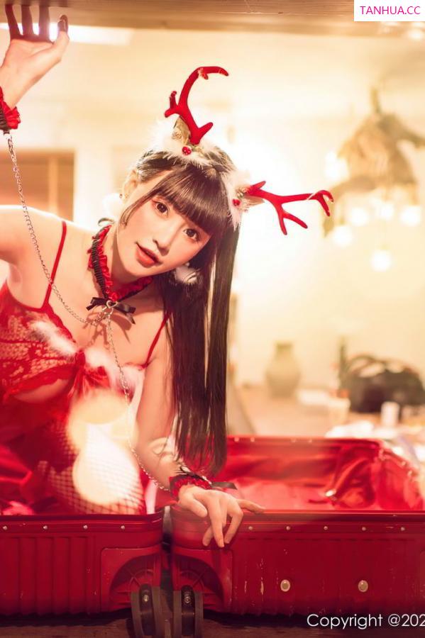 朱可 barbie可儿 [XiuRen]高清写真图 2020.12.25 No.2940 朱可儿Flower第19张图片
